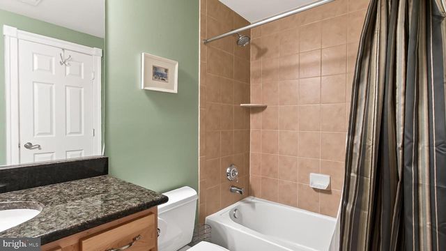 3555 EARLY WOODLAND PL, Fairfax, VA 22031