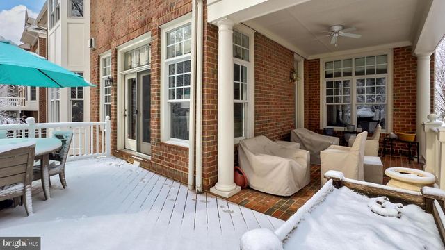 3555 EARLY WOODLAND PL, Fairfax, VA 22031