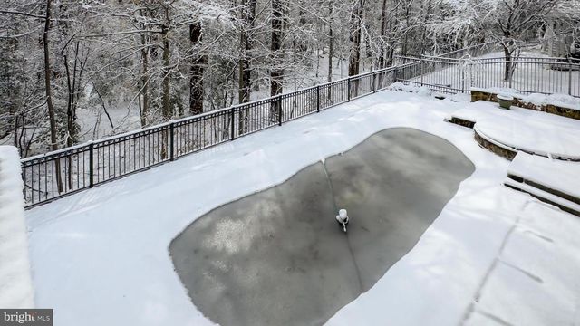 3555 EARLY WOODLAND PL, Fairfax, VA 22031