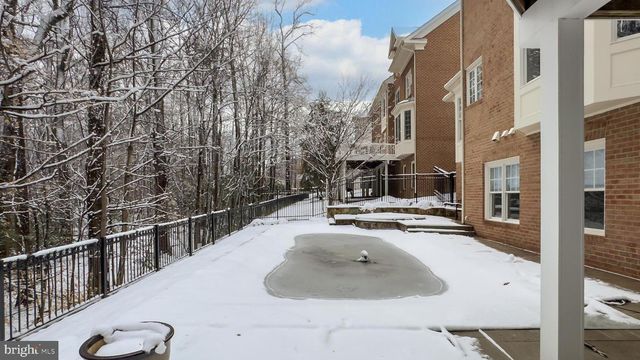 3555 EARLY WOODLAND PL, Fairfax, VA 22031