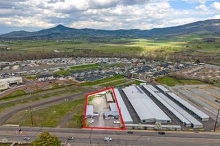 3839 S Pacific Highway, Medford, OR 97501