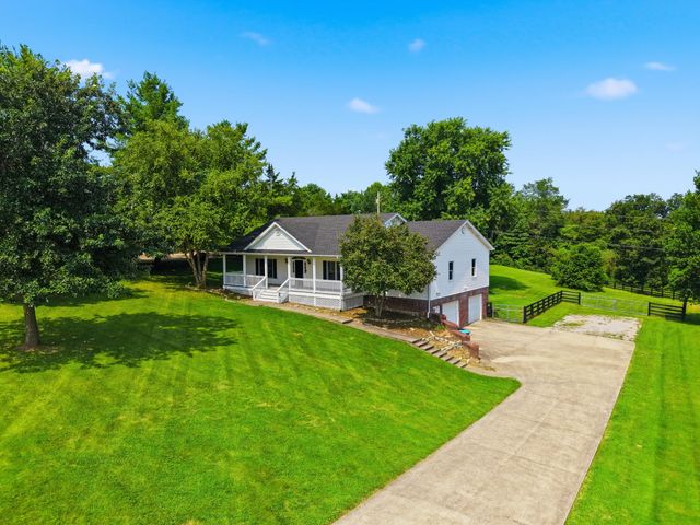 1035 Highview Drive, Lawrenceburg, KY 40342