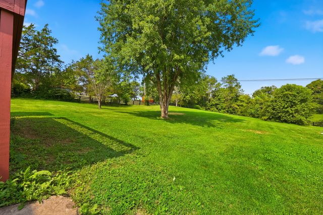 1035 Highview Drive, Lawrenceburg, KY 40342