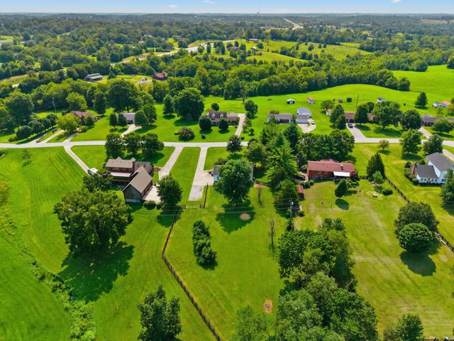 1035 Highview Drive, Lawrenceburg, KY 40342