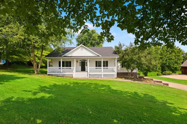 1035 Highview Drive, Lawrenceburg, KY 40342