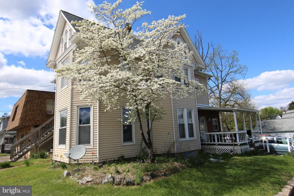 546 2ND ST, Highspire, PA 17034