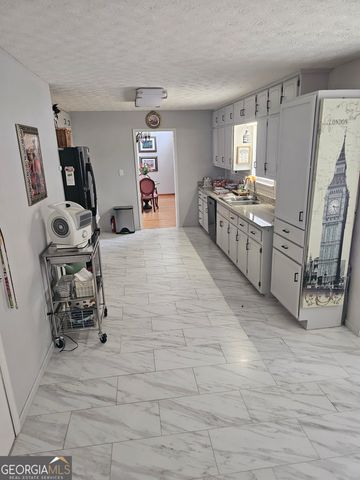 215 Carl Parker Road, Hampton, GA 30228