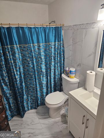 215 Carl Parker Road, Hampton, GA 30228