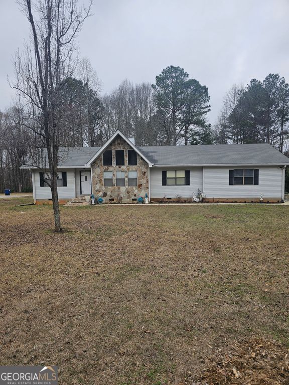 215 Carl Parker Road, Hampton, GA 30228