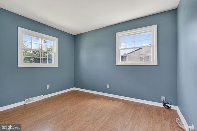 11 WALDEN RD, Marlton, NJ 08053