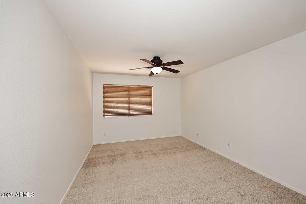property-img