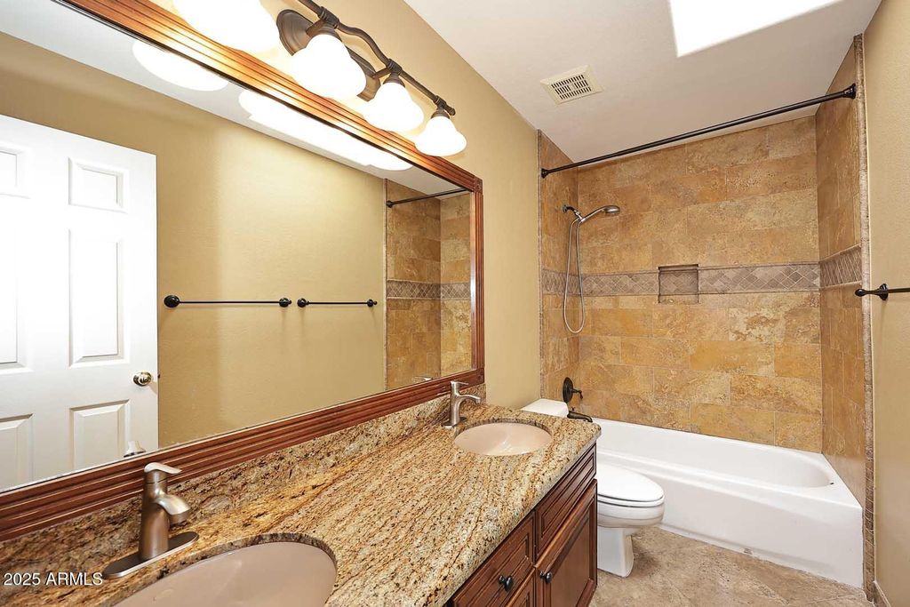 property-img
