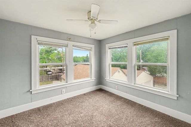 1017 E Iron Ave, Salina, KS 67401