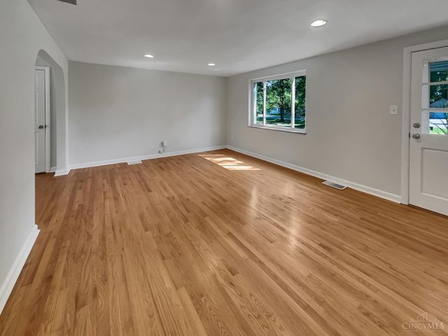 1142 Will O Ee Drive, Pierce Twp, OH 45102