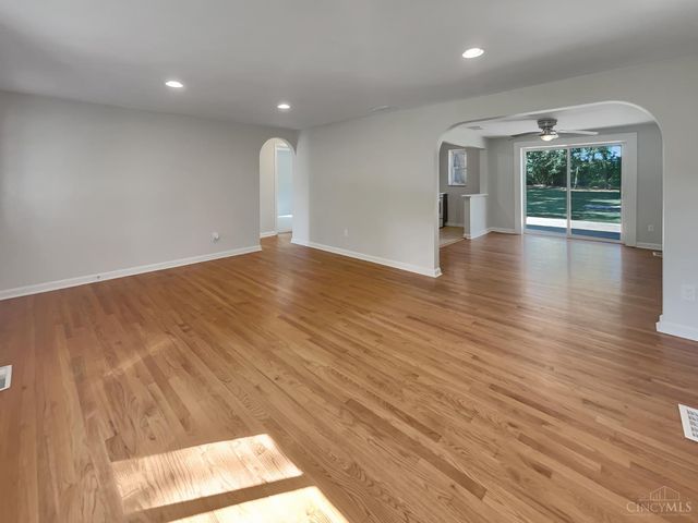 1142 Will O Ee Drive, Pierce Twp, OH 45102