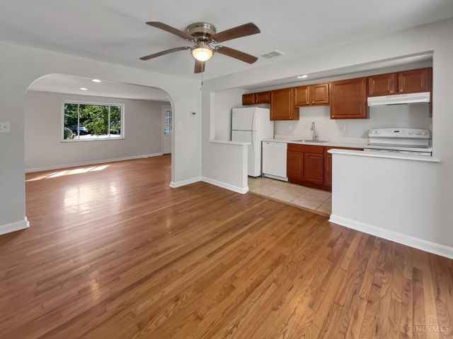 1142 Will O Ee Drive, Pierce Twp, OH 45102