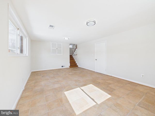 10309 CONOVER DR, Silver Spring, MD 20902