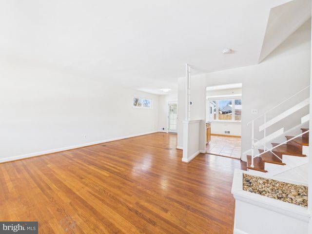 10309 CONOVER DR, Silver Spring, MD 20902