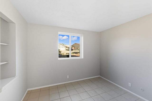 10504 GUADALAJARA Avenue NE, Albuquerque, NM 87111