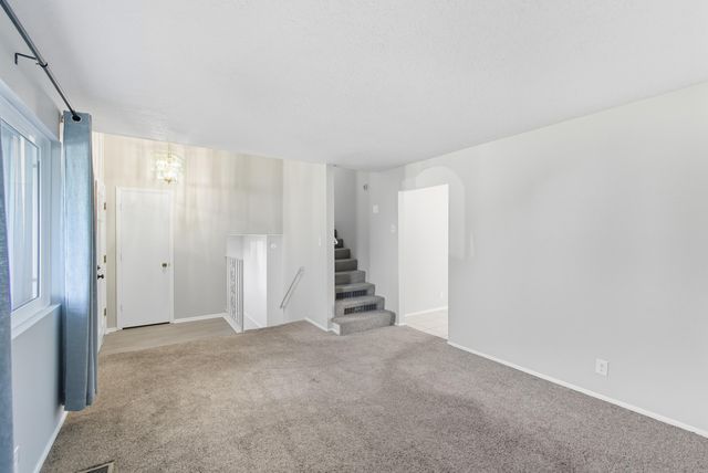 10504 GUADALAJARA Avenue NE, Albuquerque, NM 87111