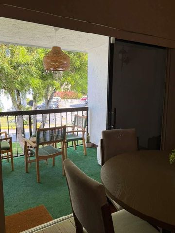 9417 Fontainebleau Blvd 212-27, Miami, FL 33172