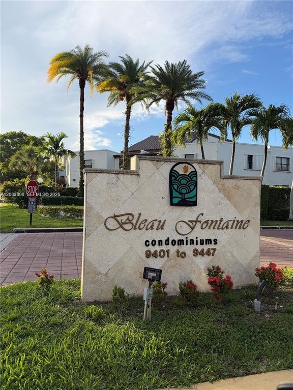 9417 Fontainebleau Blvd 212-27, Miami, FL 33172