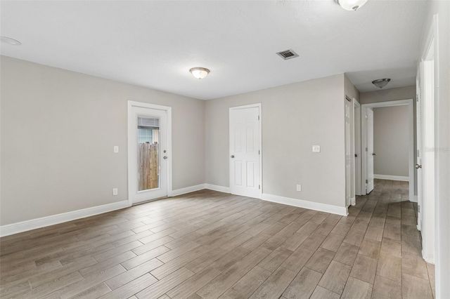 310 E CLINTON STREET, Tampa, FL 33604