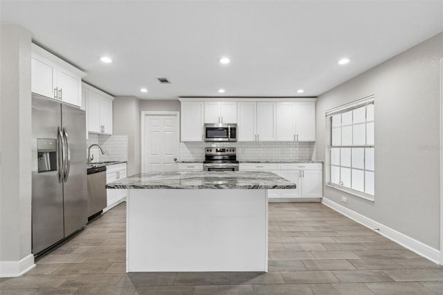 310 E CLINTON STREET, Tampa, FL 33604