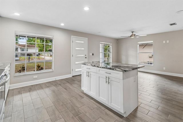 310 E CLINTON STREET, Tampa, FL 33604