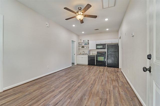 18147 Firepine Lane, Montgomery, TX 77356