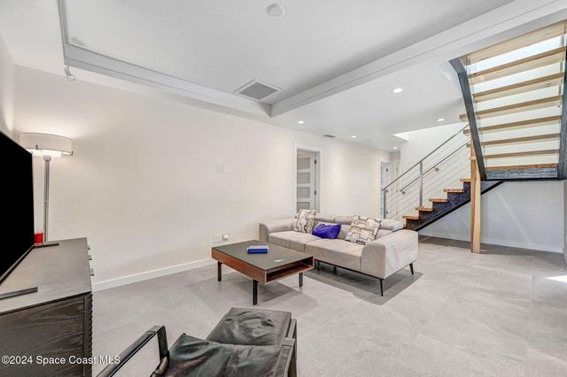 379 Hiawatha Way, Melbourne Beach, FL 32951