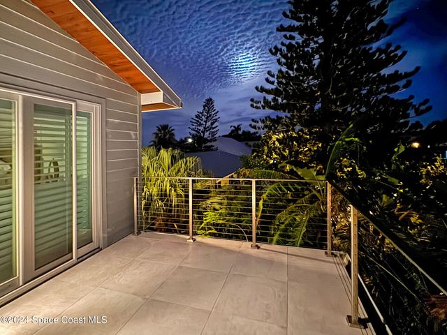 379 Hiawatha Way, Melbourne Beach, FL 32951