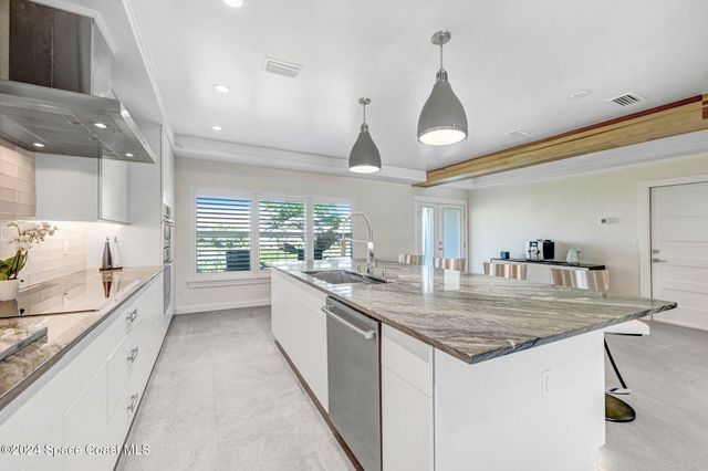 379 Hiawatha Way, Melbourne Beach, FL 32951