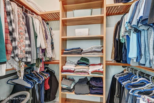 379 Hiawatha Way, Melbourne Beach, FL 32951