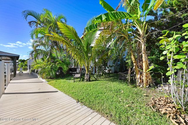 379 Hiawatha Way, Melbourne Beach, FL 32951