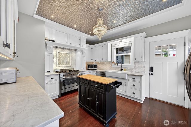 2120 12th Street, Anacortes, WA 98221