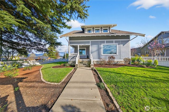 2120 12th Street, Anacortes, WA 98221