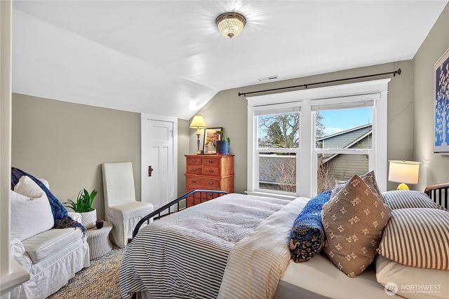 2120 12th Street, Anacortes, WA 98221