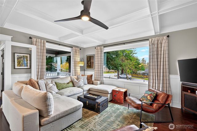 2120 12th Street, Anacortes, WA 98221