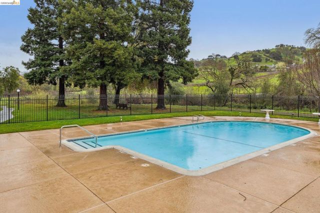 2090 Shady Creek Pl., Danville, CA 94526