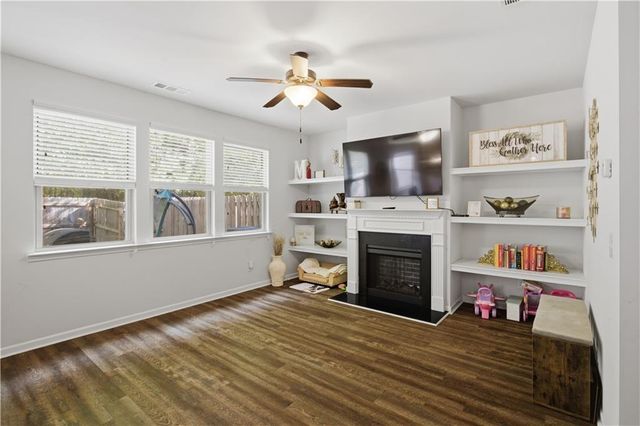 2880 Cooper Brook Drive, Snellville, GA 30078