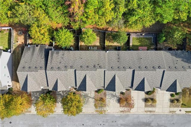 2880 Cooper Brook Drive, Snellville, GA 30078