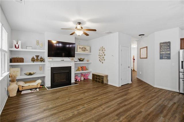 2880 Cooper Brook Drive, Snellville, GA 30078