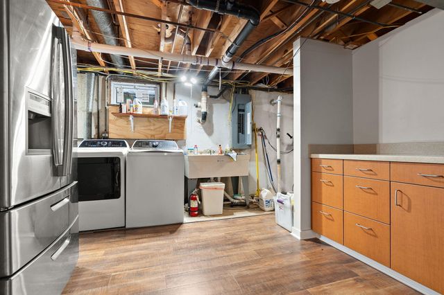 3910 W 106th Lane, Crown Point, IN 46307