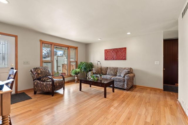 3910 W 106th Lane, Crown Point, IN 46307