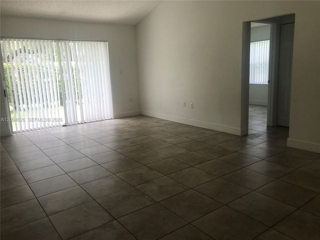 3825 NW 90th Ave 3825, Sunrise, FL 33351