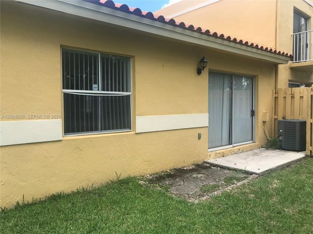 3825 NW 90th Ave 3825, Sunrise, FL 33351