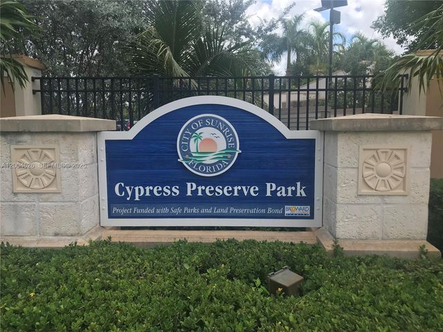 3825 NW 90th Ave 3825, Sunrise, FL 33351