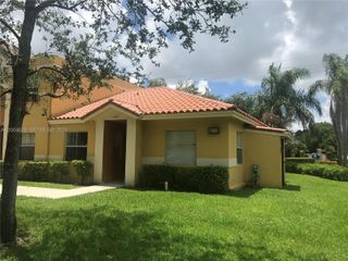 3825 NW 90th Ave 3825, Sunrise, FL 33351