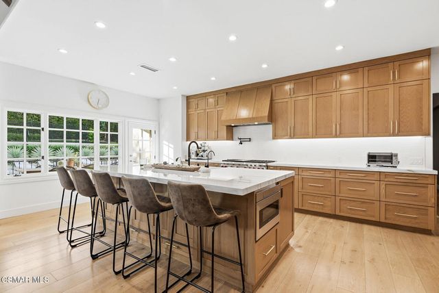 1439 Windy Mountain Avenue, Westlake Village, CA 91362